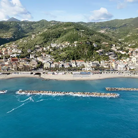 Aparthotel Il Timone E L'ulivo Moneglia